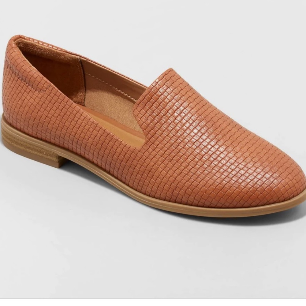 Universal Threads Loafers Sz 11 NWT